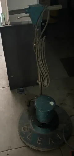 Enceradeira industrial