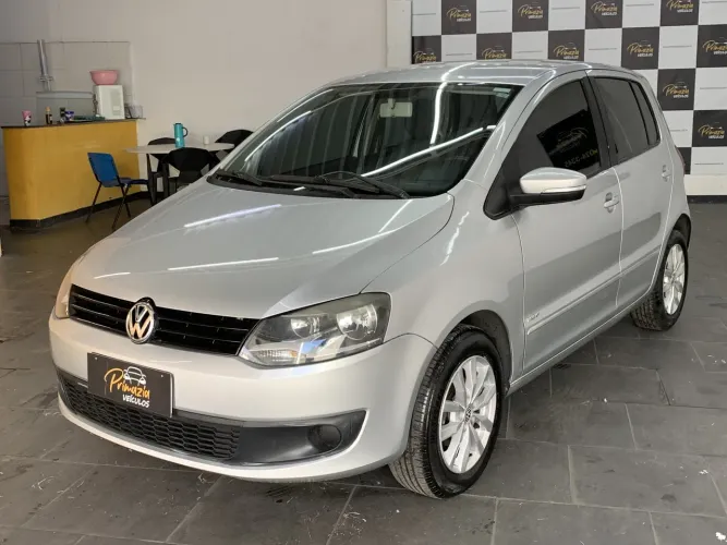 Volkswagen Fox 1.0 MI Total Flex 8V 5P 2011