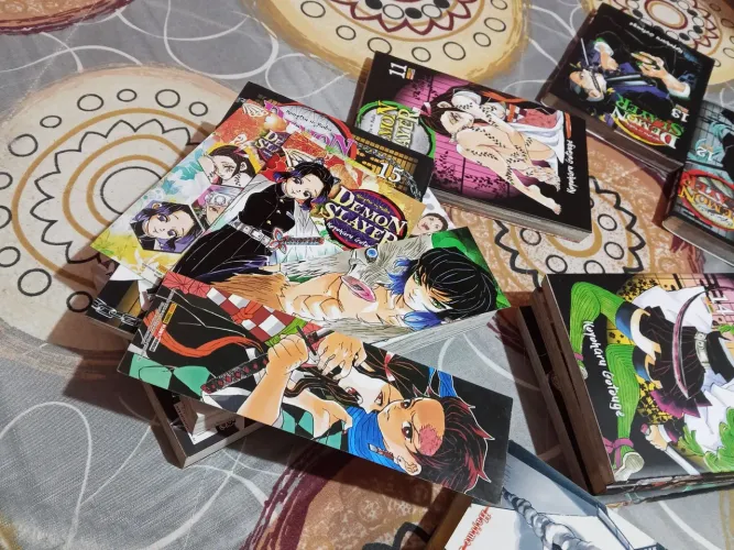 Mangá Mashle vol. 7 - Usado, bom estado