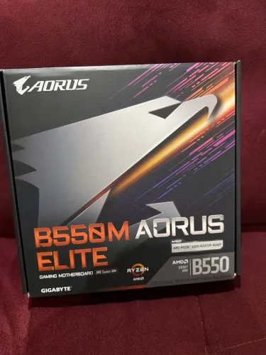 Placa mãe Gigabyte AORUS B550M AORUS ELITE