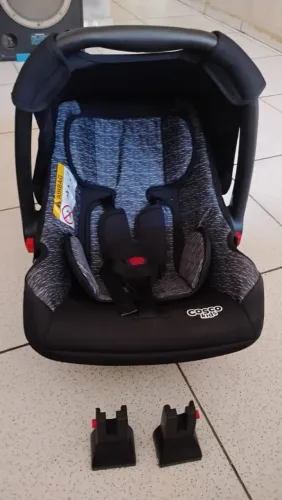 Vendo um bebê conforto da Cosco novinho só usei 3 vezes