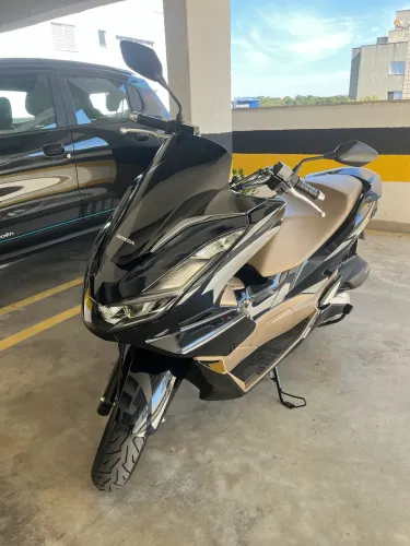 Honda/PCX 160 DLX ABS  25/25 - BAIXO KM