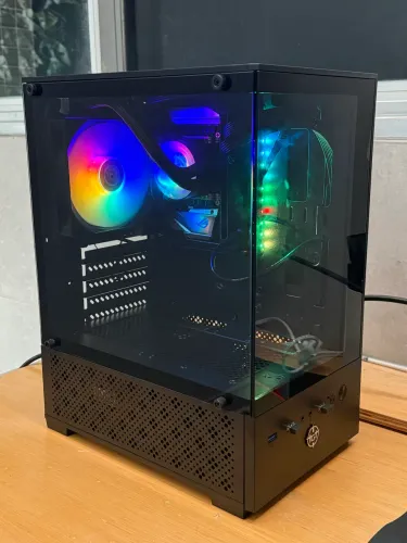 Desktop Windows 11 Z370i i5 8600K 16GB 256SSD Wifi 650W
