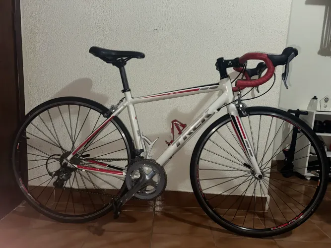 Bike Speed - Trek One Series 1.1 - Tam: 50 - Tiagra