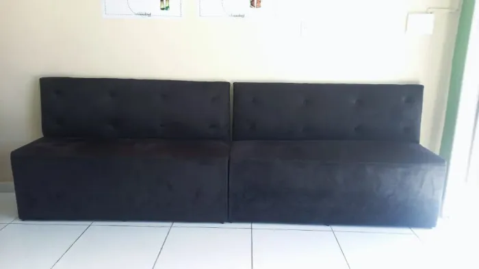 Venda de 2 safas Puff cor preta