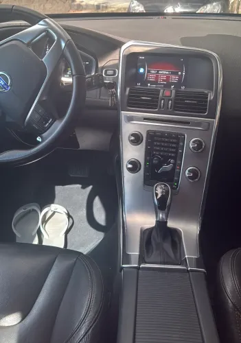 Volvo XC 60 T-5 Momentum 2.0 245cv FWD 5P 2017