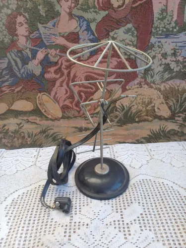Antena antiga decorativa útil