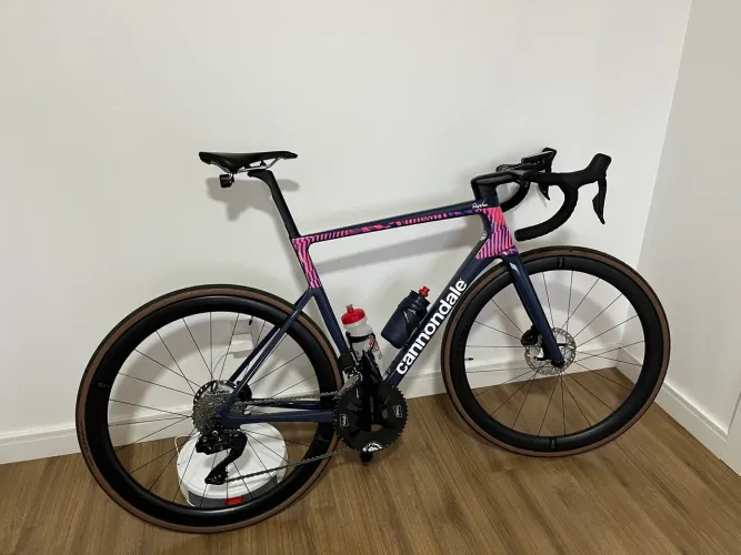 Bicicleta Cannondale SuperSix evo Rapha Series