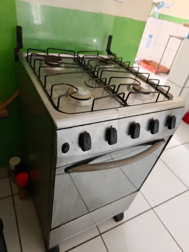 Fogão 4 bocas