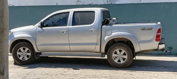 Toyota Hilux CD SRV 4X4 2.7 Flex 16V Aut. 2014