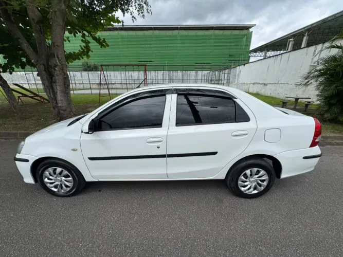 Toyota Etios X Sedan 1.5 Flex 16V 4P Aut. 2018