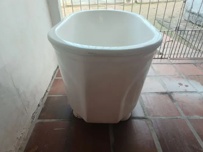 Vendo banheira ( ofurô)