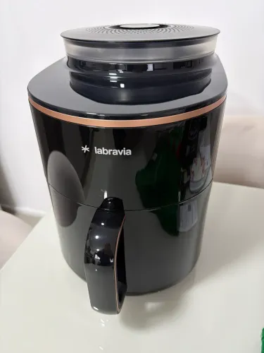 Air fryer Labravia 4,5 litros nova (importada)