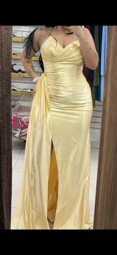 VESTIDO DE FESTA/MADRINHA. 