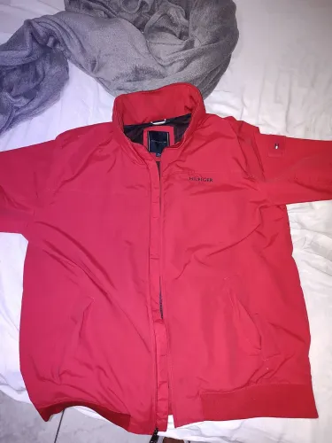 Jaqueta velejador Tommy Hilfiger, sem detalhes