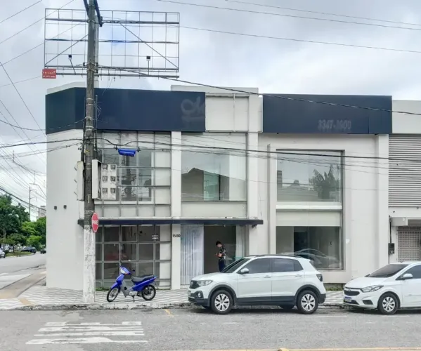 ALUGO PRÉDIO COMERCIAL 240M² ESQUINA COM A DUQUE - MARCO