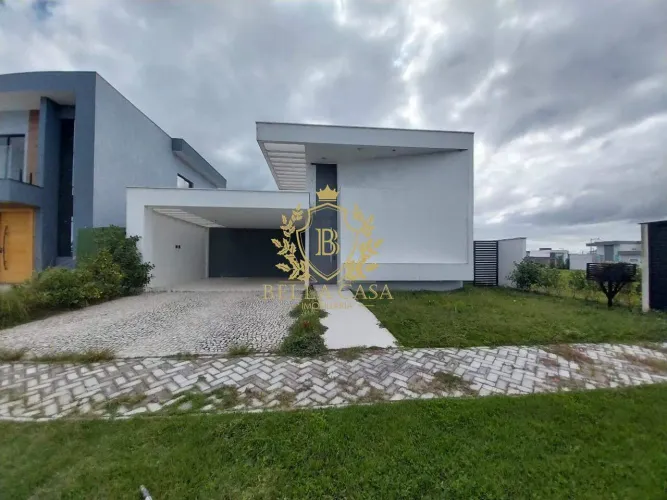Casa de Alto Padrão com 3 suítes para Locação Condomínio Terras de Alphaville, Cabo Frio/