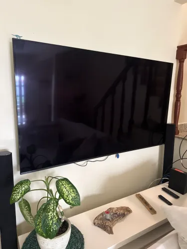 Smart TV LG 65? com defeito na tela