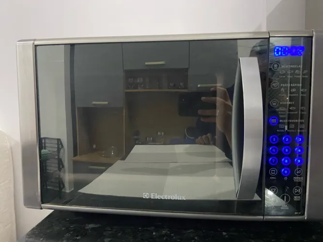 Micro-ondas Eletrolux MEC41 31 Litros Grill