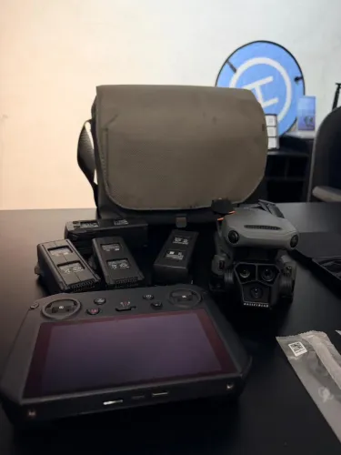 Drone DJI Mavic 3 Pro