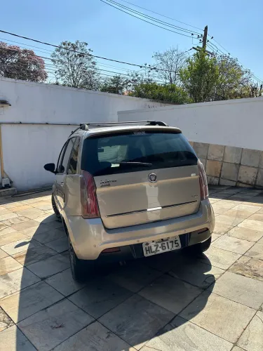 Fiat Idea Essence 1.6 Flex 16V 5P 2012