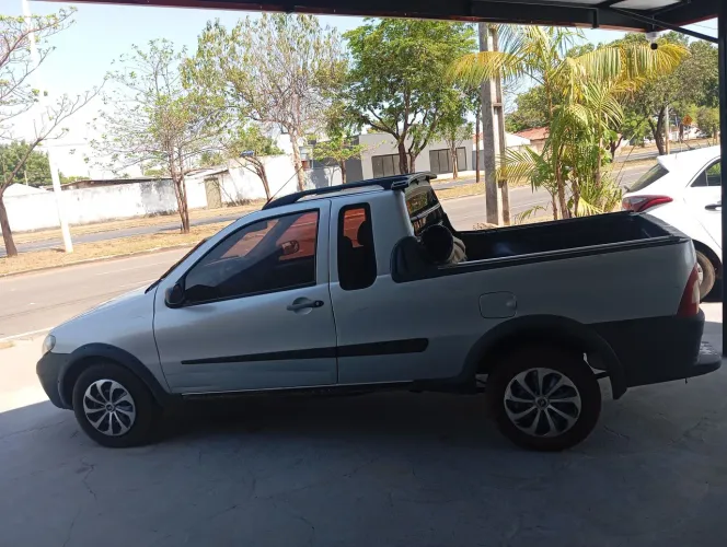 Fiat Strada 1.4 MPI Fire Flex 8V CE 2008