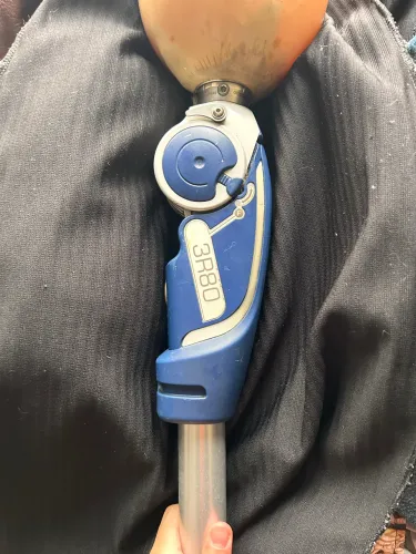 Joelho Protético Ottobock 3R80 - Bem conservado