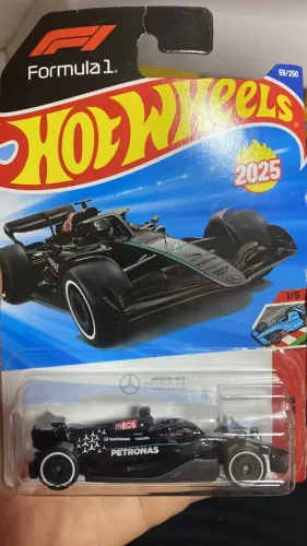 Hot Wheels Fórmula 1 Mercedes 2025 Amg Petronas Hyx78