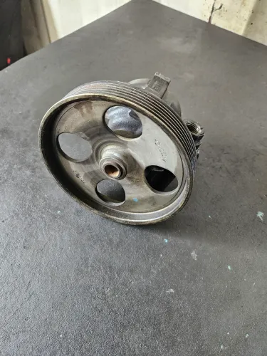 Bomba de direção hidráulica peugeot 207