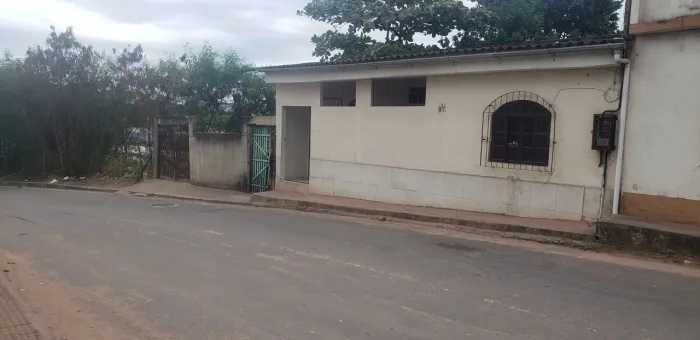 Vendo casa em Boa Vista II atrás do Vitória Apart Hospital