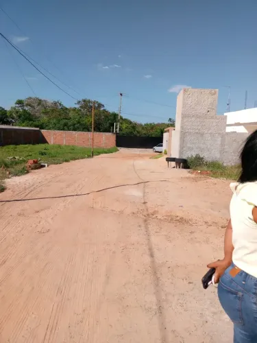 Lotes com 200m² lado praia em Arembepe - Camaçari - BA