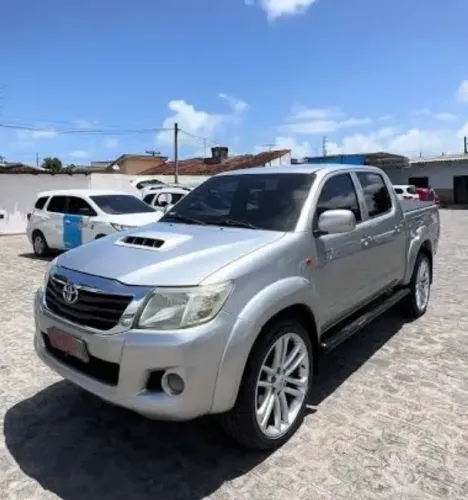 Toyota Hilux CD D4-d 4X4 3.0 TDI Dies. Mec. 2015
