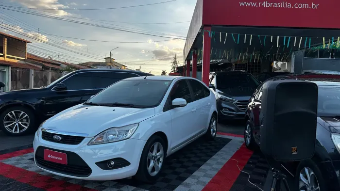 Ford Focus 2.0 16v/se/se Plus Flex 5P Aut. 2013