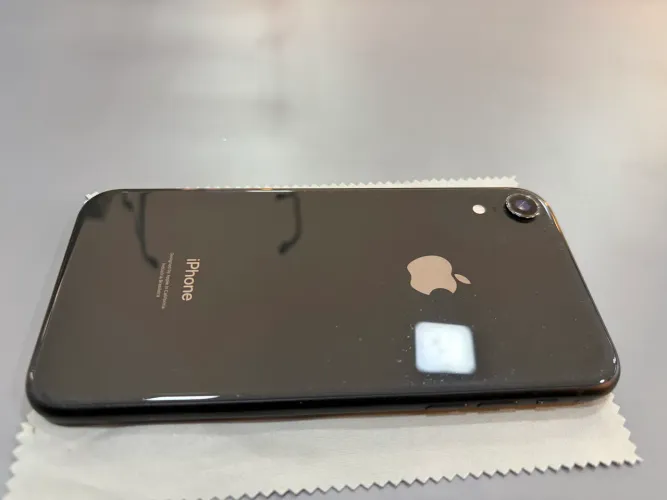 iPhone XR (leia a descrição)