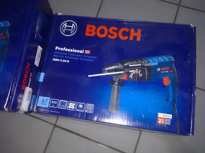 Martelete rompedor Bosch ou makita