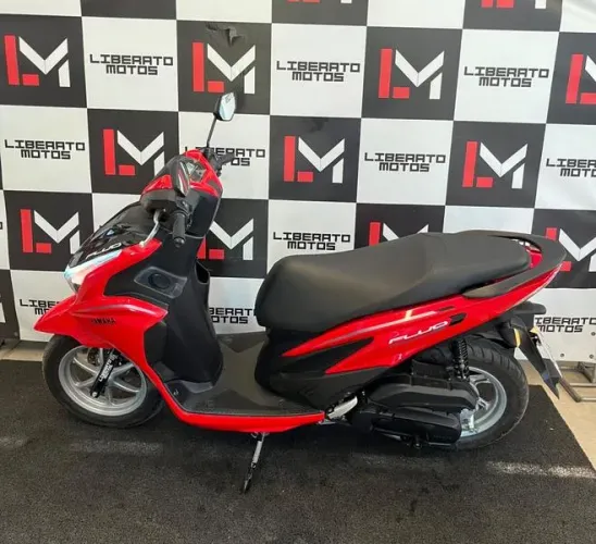 YAMAHA FLUO 125 2026