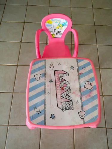 Mesinha e cadeira infantil