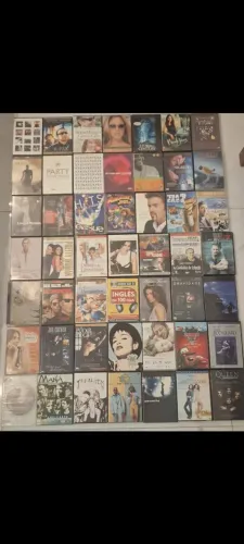 Kit de 49 DVDs mais aparelho de DVD LG