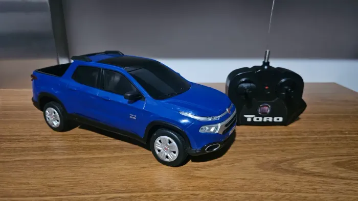 Miniatura veículo Toro controle remoto cor azul