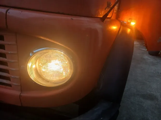 Caminhão Mercedes 1113
