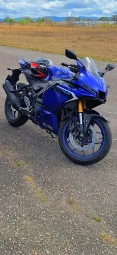 Yamaha R3 Conected