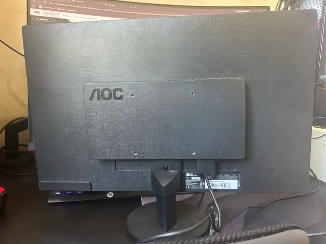 MONITOR AOC