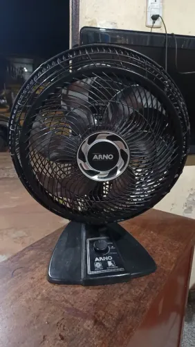 Ventilador Arno funcionando perfeitamente