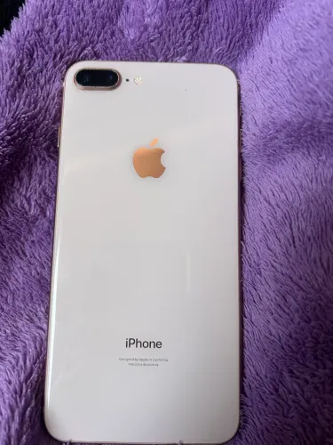 Vendo iPhone 8 Plus na caixa