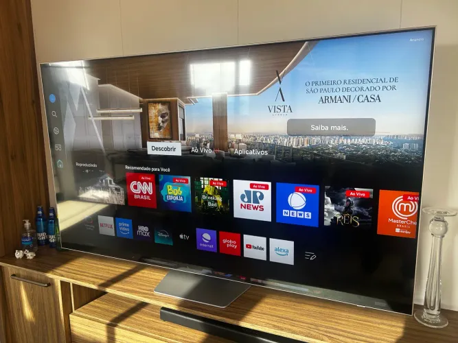Samsung TV Qled 85 - WiFi/Bluetooth/HDMI