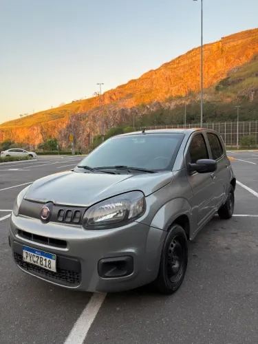Fiat Uno Attractive 1.0 EVO Fire Flex 8V 5P 2016