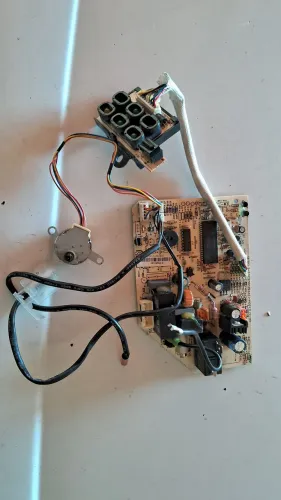Placa evaporadora Springer modelo KFR32GW usada