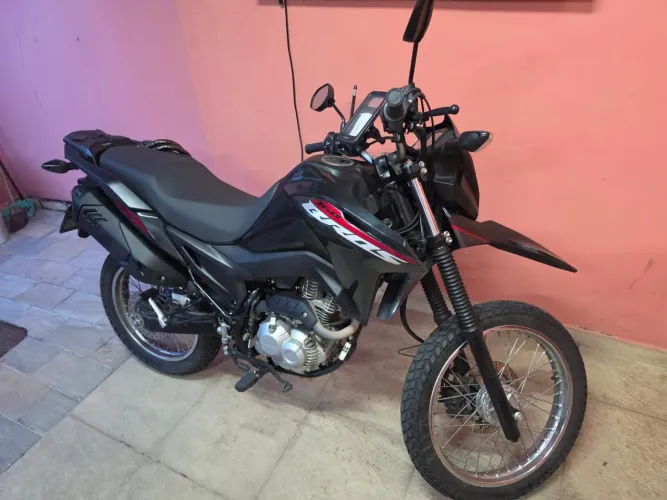 Vendo BROS 160 2025 Único Dono 8100km