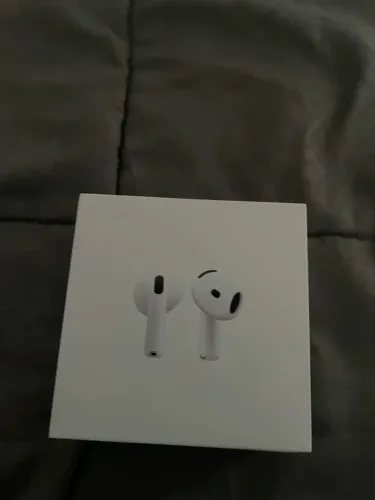 Airpods 4 com cancelamento de ruído - ORIGINAL LACRADO