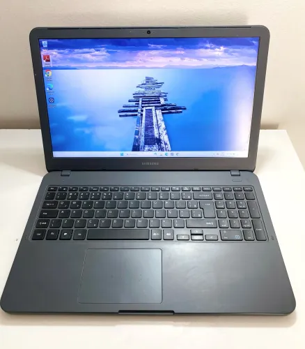 Notebook Samsung i3 7ª Gen c/ SSD 